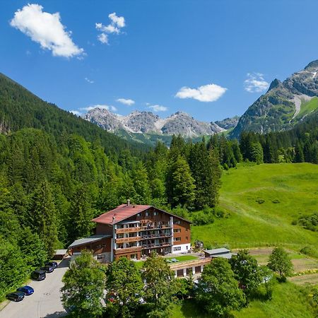 Ifa Breitach Apartments Kleinwalsertal ミッテルベルク エクステリア 写真